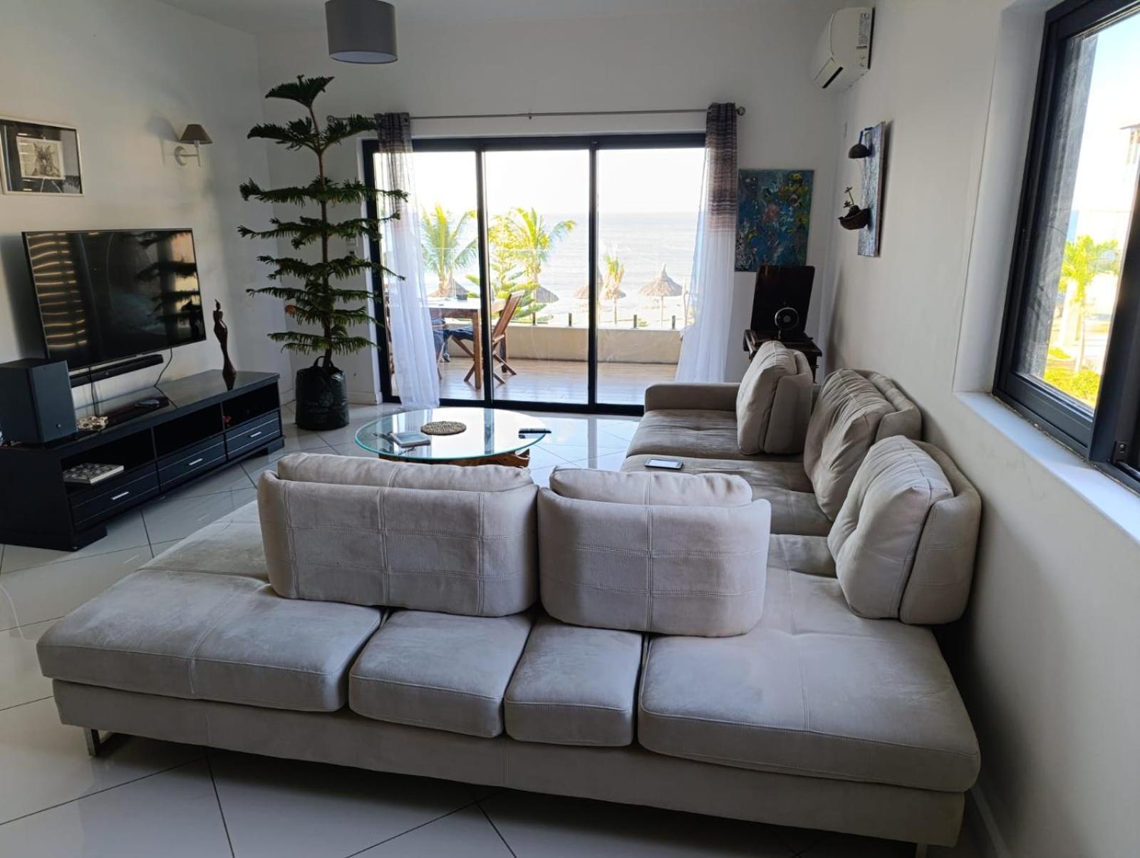 Magnificent Sea-View Apartment Flic-en-Flacq Exteriér fotografie